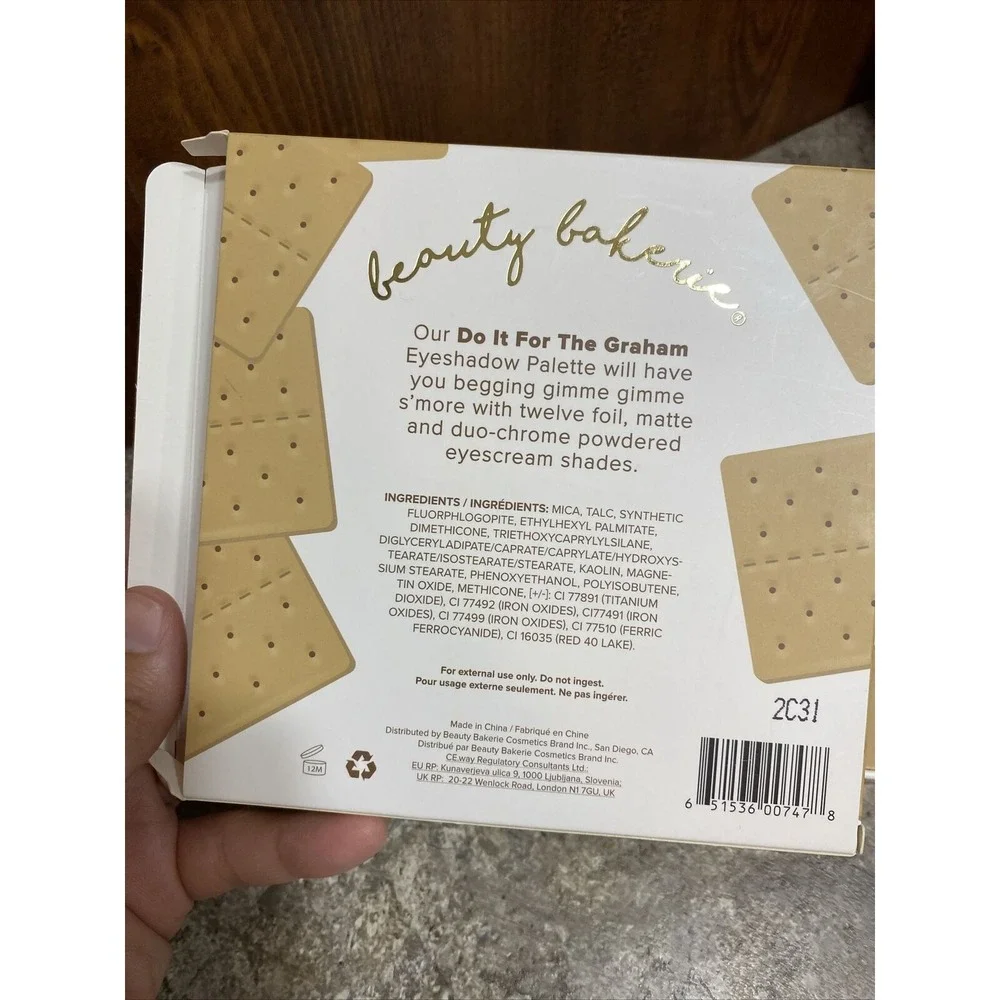 Beauty Bakerie Do it for the Graham Eyeshadow Palette‎ • 0.03 Oz x 12